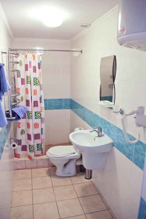 Cowboy Hotel Одеса Стая снимка