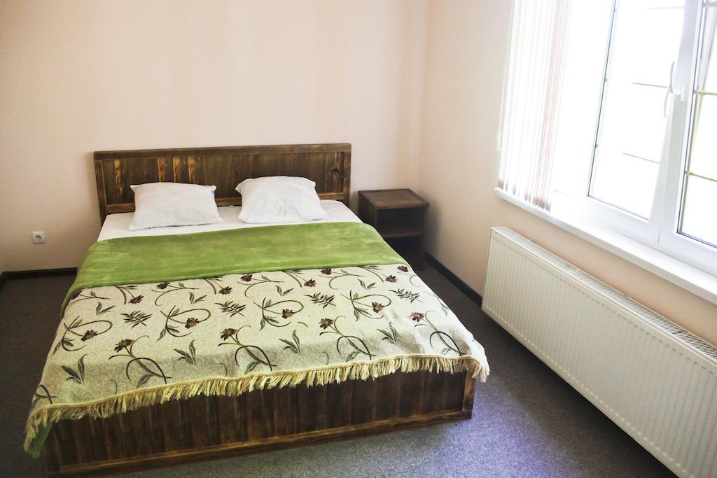 Cowboy Hotel Одеса Екстериор снимка