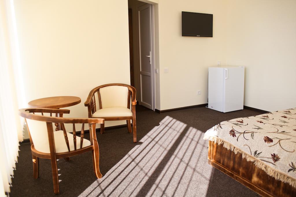 Cowboy Hotel Одеса Стая снимка